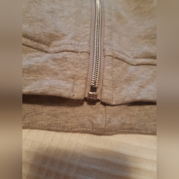 Lulu🍋 Hoodie, size 12 - Picture 5 of 15